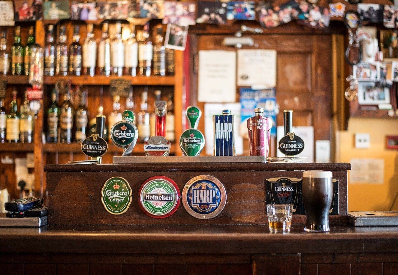 Irish pub